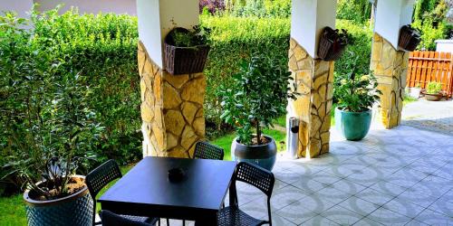 Herceghalom Apartment | Árvalányhaj Home Apartman