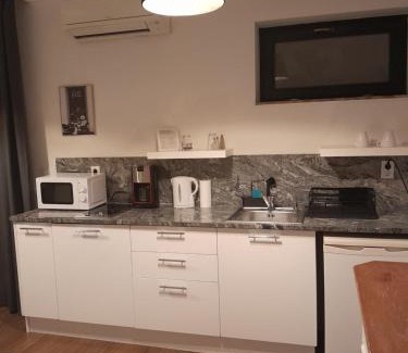 Torokor Bed & Breakfast | Éjjeli Bagoly Étterem és Panzió