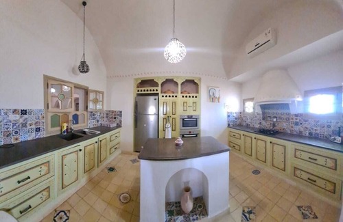 Djerba Ajim House | Évasion Paradisiaque à Djerba - Maison de Vacances Avec Piscine