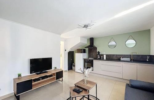 Saint-Pol-sur-Mer Apartment | Évasion Verte - Jardin & Confort