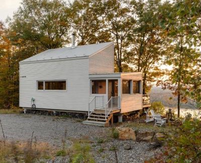 Saint-Aime-du-Lac-des-Iles Ski Chalet | Ô Lac des Îles - Refuges éco-luxueux