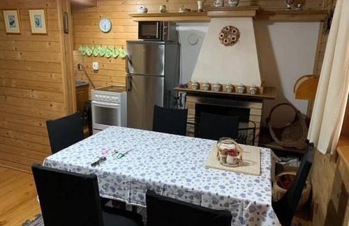 Valasske Klobouky Apartment | Útulná chata na horách