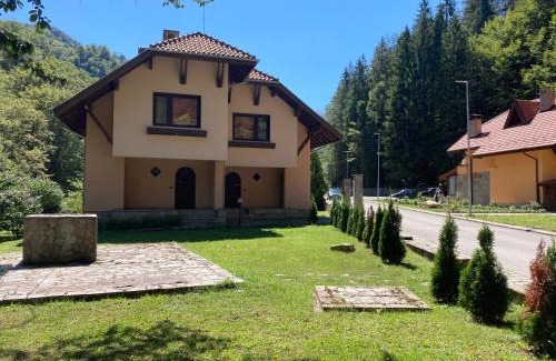 Teteven Villa | Балкан вили
