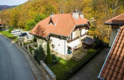 Teteven Villa | Балкан вили