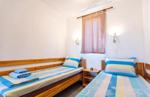 Lozenets House | Бунгала Гнездото Bungalows The Nest Lozenets