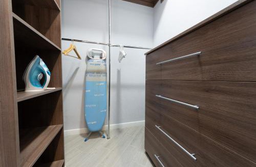 Solomjanskyj Apartment | ЖК Парк Ленд метро Васильковская Люкс