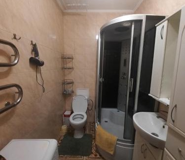 Irpin Apartment | Затишна, домашня 43м в тихому зеленому місці Поруч Центральний парк Університет