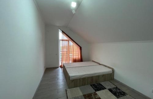 Codru Apartment | Квартира в частном доме