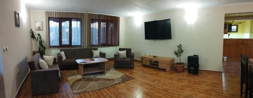 Elena House | Къща за гости Кършеви