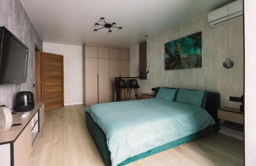 Darnyckyj Apartment | Нова квартира з неймовірним краєвидом на озеро