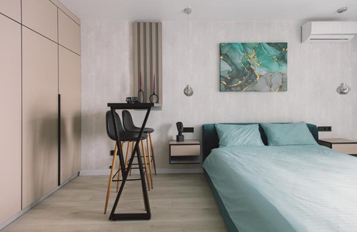 Darnyckyj Apartment | Нова квартира з неймовірним краєвидом на озеро