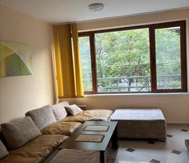 G.K. Bratya Miladinovi Apartment | Студио Бургас 2