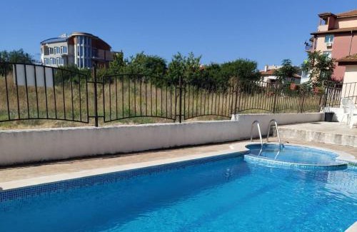 Ravda Apartment | Уютно и просторно студио