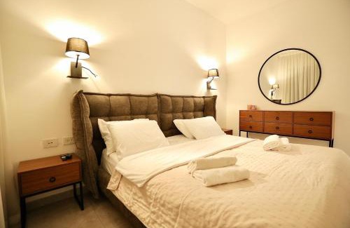 Tiberias Apartment | אירופה בוטיק כנרת - דירת 4 חדרי שינה עם בריכה ונוף לכנרת