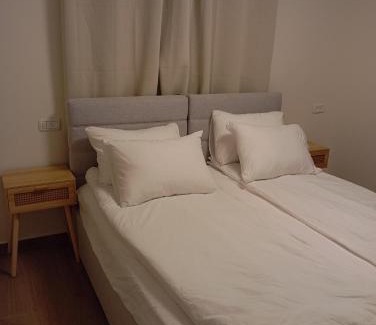 Emek HaMaayanot Ski Chalet | ארוח אל מול גלעד