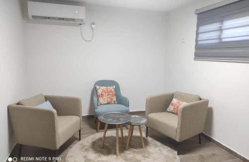 Emek HaMaayanot Ski Chalet | ארוח אל מול גלעד