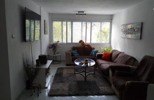 Kiryat Bialik Apartment | דירת 80 מ"ר למשפחה או זוג