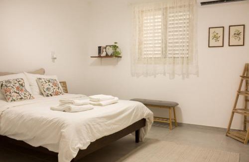 Yavne'el House | לגעת בלב