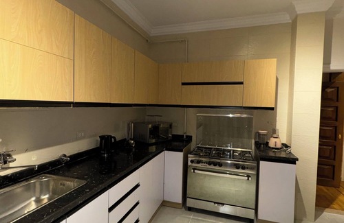 Oula Apartment | إستمتع بالاقامه في هذا المكان الهادئ والأنيق مع واي فاي ومكيف هواء ومساحات واسعة