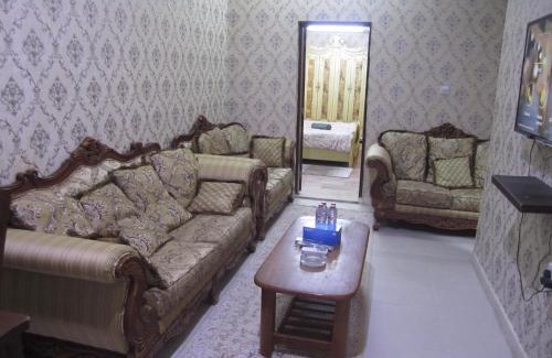 Al Hili Apartment | العين الهيلي مصباح بيت 2