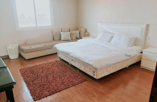 Durrat Al-Arous Apartment | درة العروس فن بيتش عوائل فقط