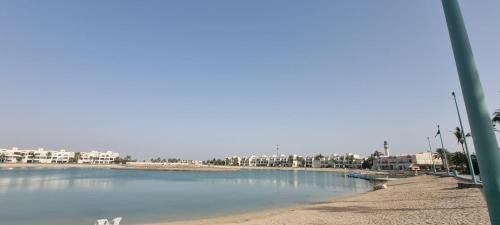 Durrat Al-Arous Apartment | شاطي الحالمه درة العروس ذهبان