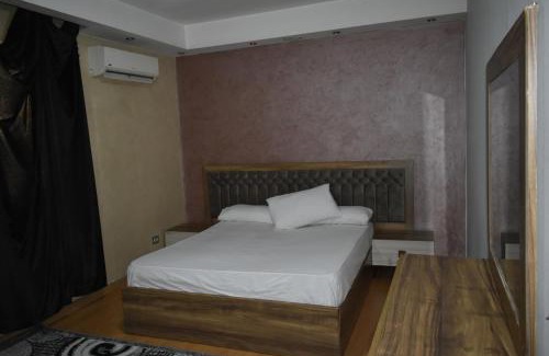 Shurtah al-Dakhlah Apartment | شقة فندقية بالعجوزة