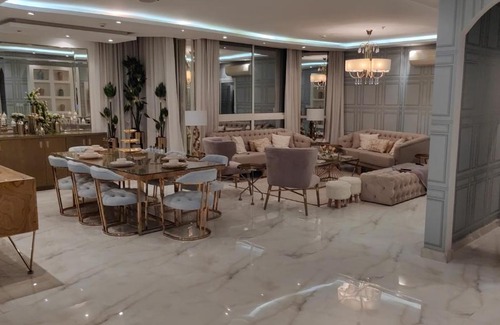 Ash Shati Apartment | شقة ملكيه فاخرة مطله على البحر
