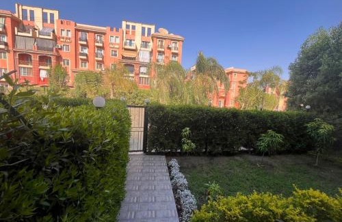 Sheikh Zayed City Apartment | شقـة فندقيـة بحديقـة خـاصة - كـمبوند روضـة زايـد