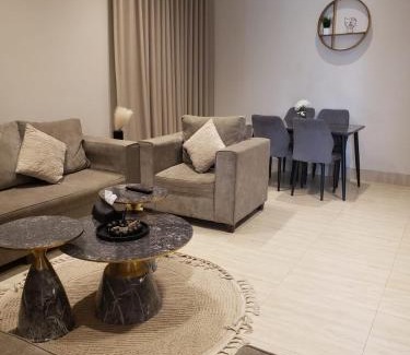Dammam Apartment | شقه راقيه 7 1 اربع غرف