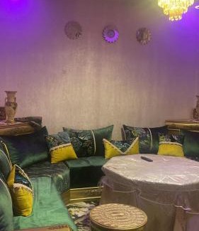Hay El Farah Apartment | منزل للايجار محترم