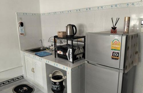 Ban Mai Hotel | คอนโดเมืองทองc5แม่ตังค์
