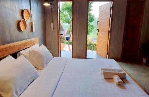 Khaem Son House | ดิน ดาว หนาว หมอก
