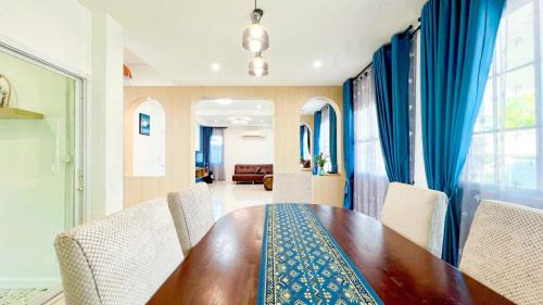 Phla House | บ้านย่าพลูวิลล่าพลาบ้านฉางระยอง