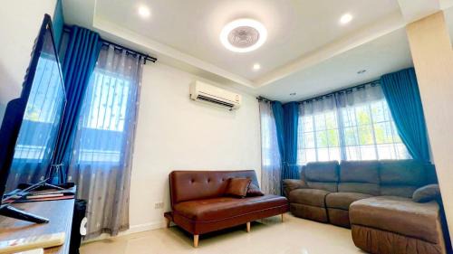 Phla House | บ้านย่าพลูวิลล่าพลาบ้านฉางระยอง