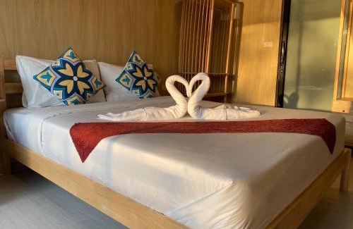 Ban Khlong Tamru Resort | รตะธารา รีสอร์ท ratathara resort