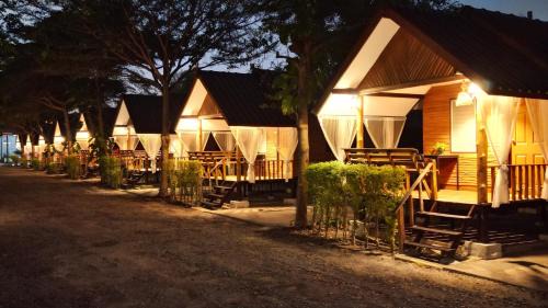 Si Prachan House | อิงน้ำท่าจีน (ท่าจีนรีสอร์ท)