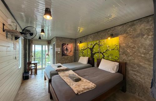 Thong Pha Phum House | อีต่องโฮมสเตย์