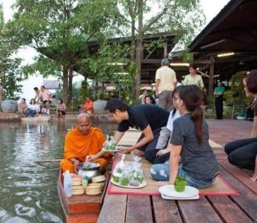 Amphawa Bed & Breakfast | อัมพวาริเวอร์วิว amphawa river view
