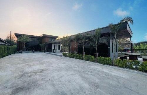 U Thong Villa | โค้งโดนัท พรีเมียม พูลวิลล่า