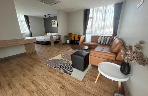 Yasothon Hotel | โรงแรม เดอะโมเดล การ์เด้น