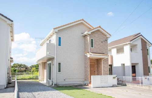 Urasaki Apartment | ちゅらパレス c
