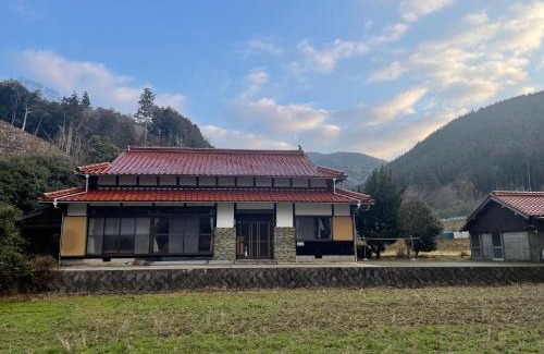 Hagi House | ホームステイ型民泊The 34Sassysサッシーズ