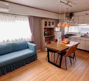 Kashiwa Apartment | 丸ごと貸切 旅人の家HyggeHouse JR線 常磐線北柏駅徒歩2分 キッチン 調理器具 洗濯機 生活必需品付 高速WiFi 駐車無料 上野駅まで30分
