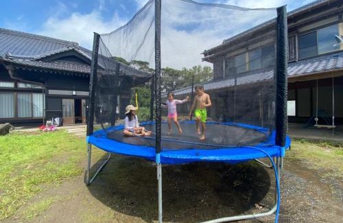 Yokoshibahikari House | 九十九里 人気の古民家宿 羽琉の里はるのさとでバーベキューとトランポリン