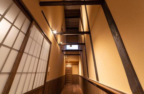 Shimogyo Apartment | 京一軒町家 染 SEN 七条平安 Shichijo-Heian
