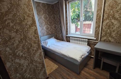 Sverdlov District Bed & Breakfast | 光哥民宿