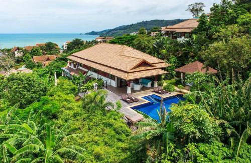 Patong Villa | 壮丽震撼的巴东海景豪华五卧室别墅