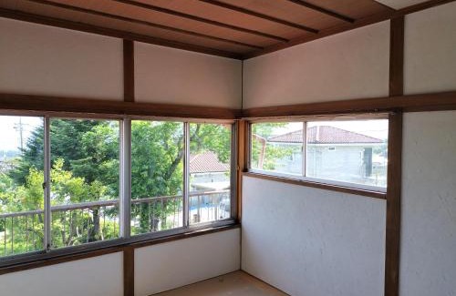 Kobuchisawacho Apartment | 大黒様ハウス
