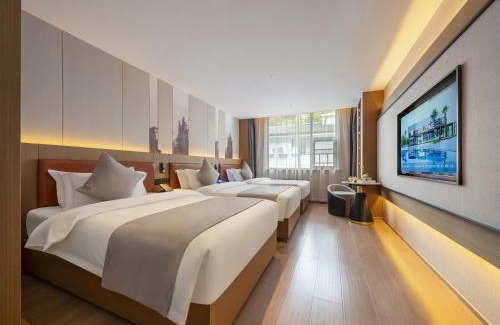 Wulingyuan Hotel | 归源臻品酒店-Approximately 3 kilometers from the East Gate of Zhangjiajie National Forest Park - Free one-way pick-up or drop-off service for over 3 nights - English speaking customer service
